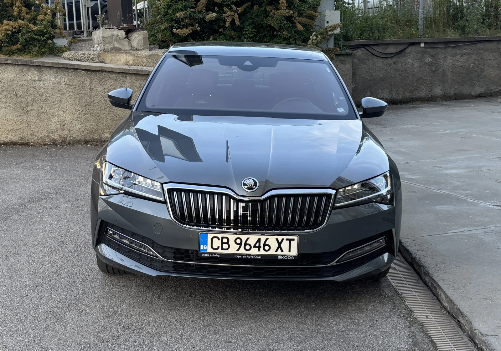 Skoda Superb L&K, снимка 2 - Автомобили и джипове - 54736103