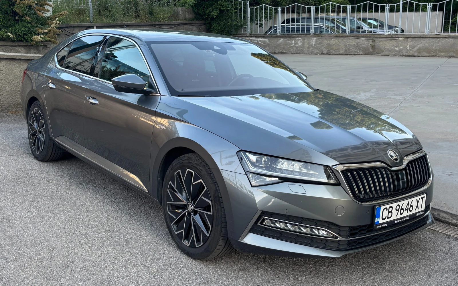 Skoda Superb L&K, снимка 3 - Автомобили и джипове - 54736103
