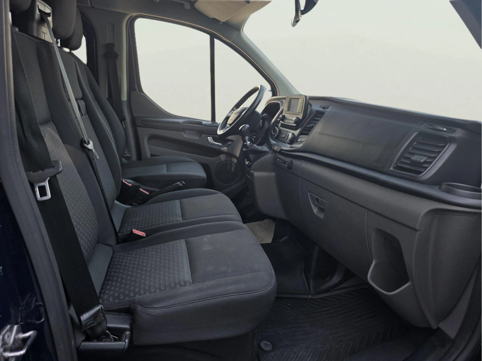 Ford Transit Custom 2.0 Ecoblue, снимка 9 - Автомобили и джипове - 54795652