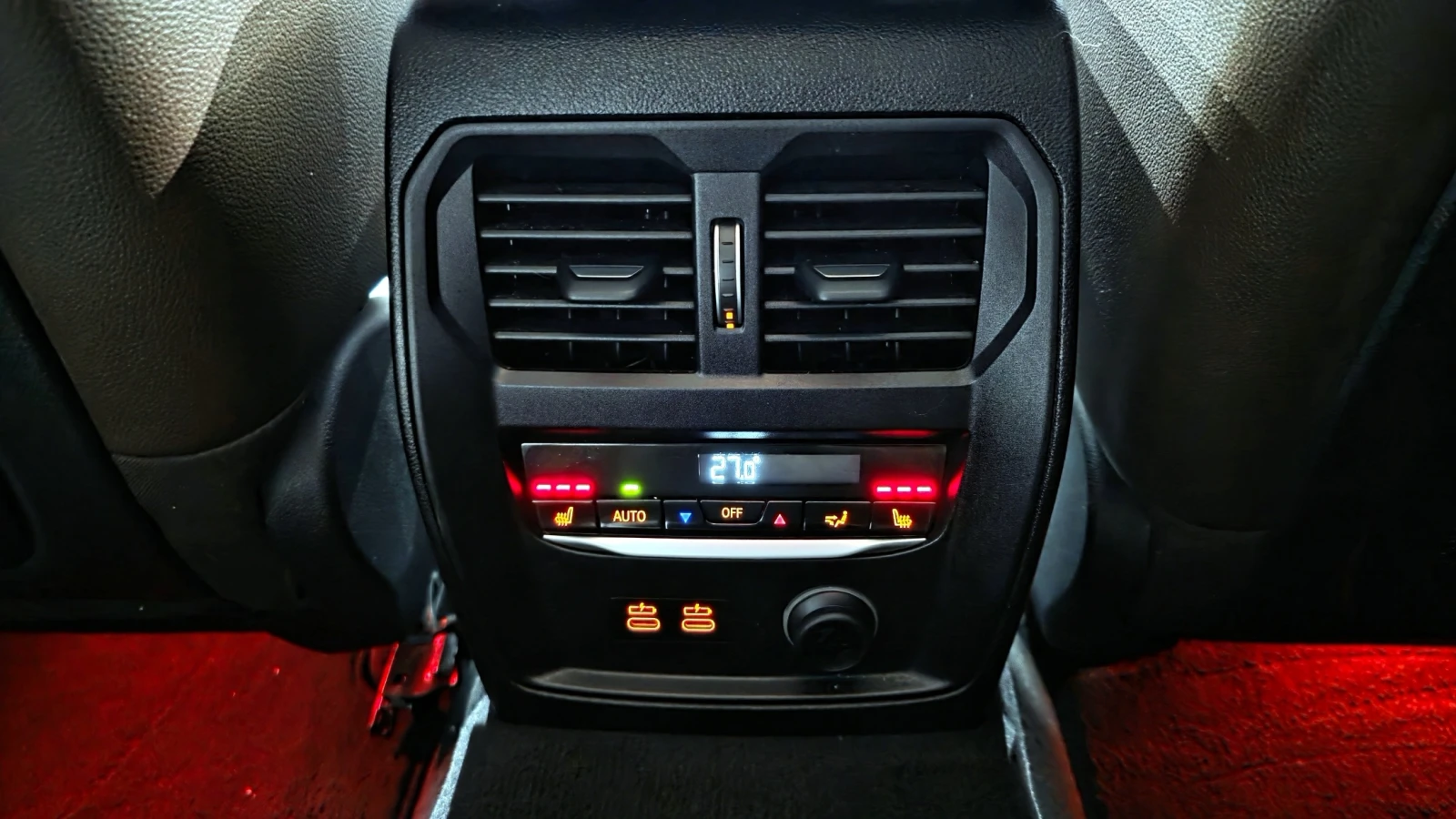 BMW 320, снимка 16 - Автомобили и джипове - 54960982