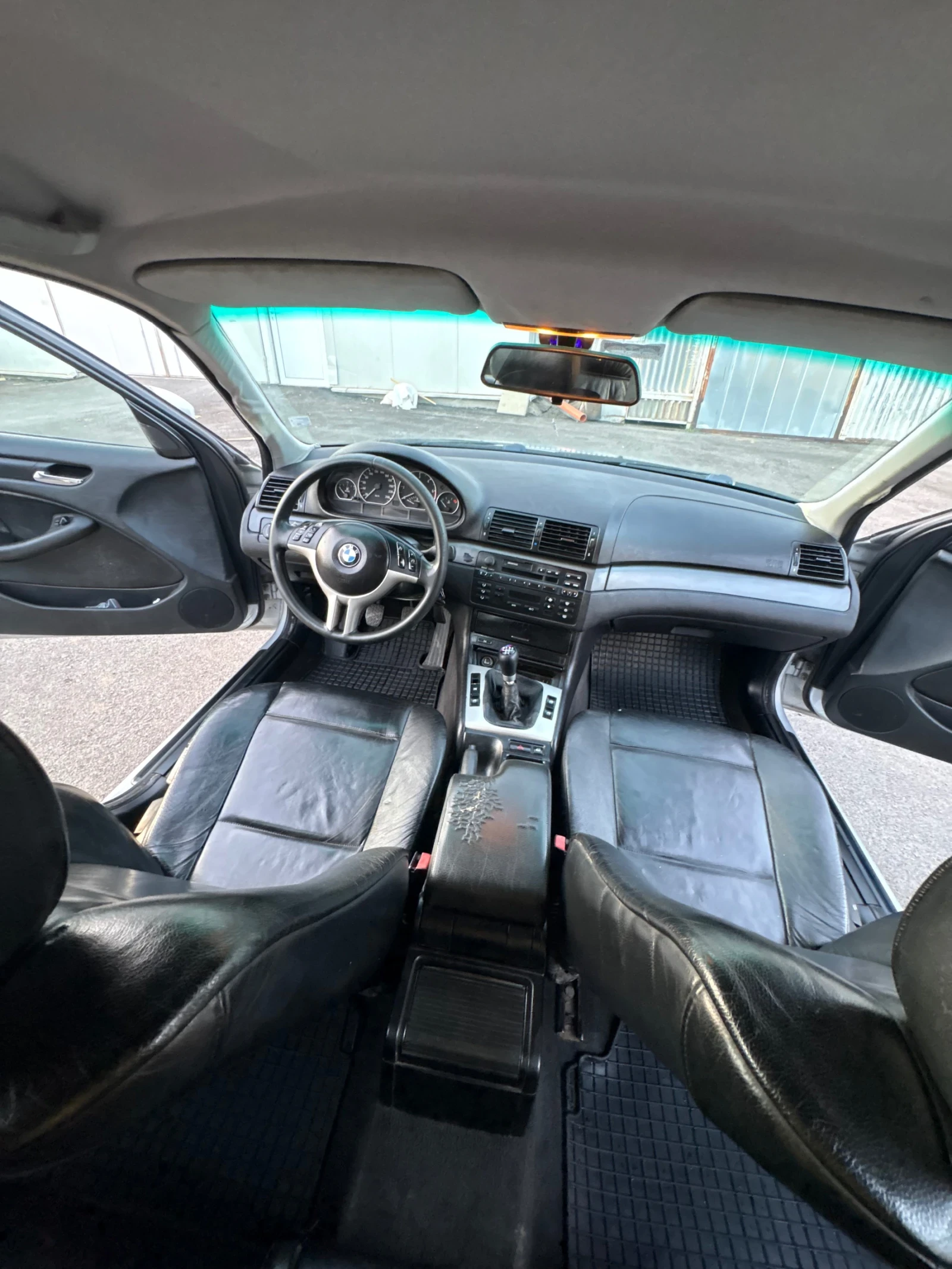 BMW 320, снимка 9 - Автомобили и джипове - 55193273