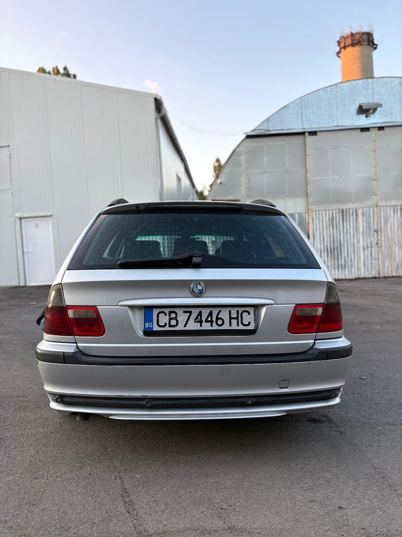 BMW 320, снимка 2 - Автомобили и джипове - 55193273