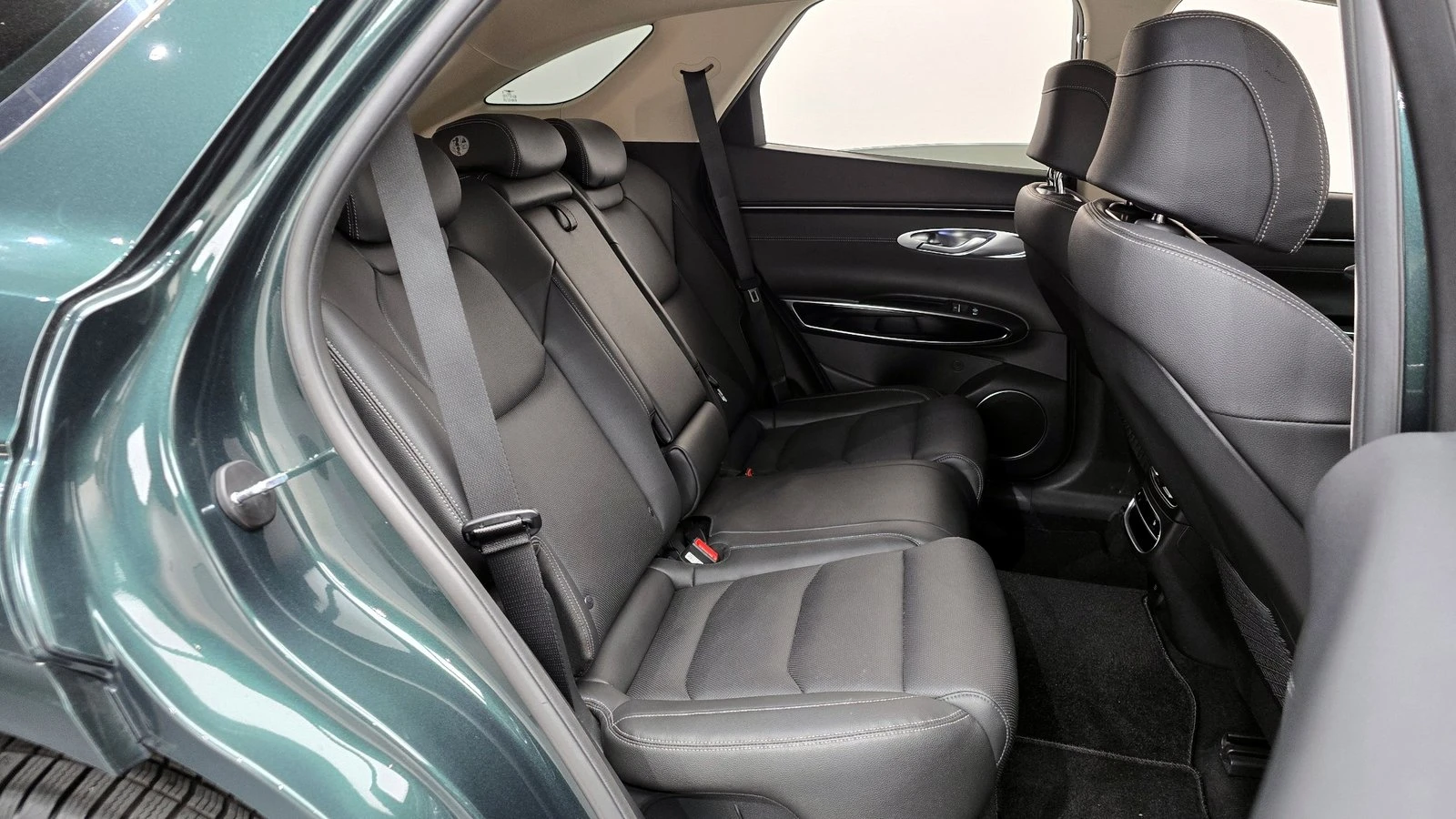 Genesis GV70 2.5 НАЛИЧНА КРАЙНА ЦЕНА, снимка 11 - Автомобили и джипове - 55243513