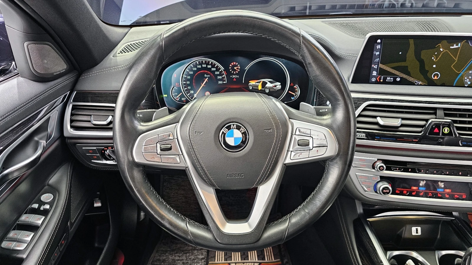 BMW 740 | DISTRONIC | МАСАЖИ | ЛАЗЕРИ | 360 | HUD | , снимка 12 - Автомобили и джипове - 55268318