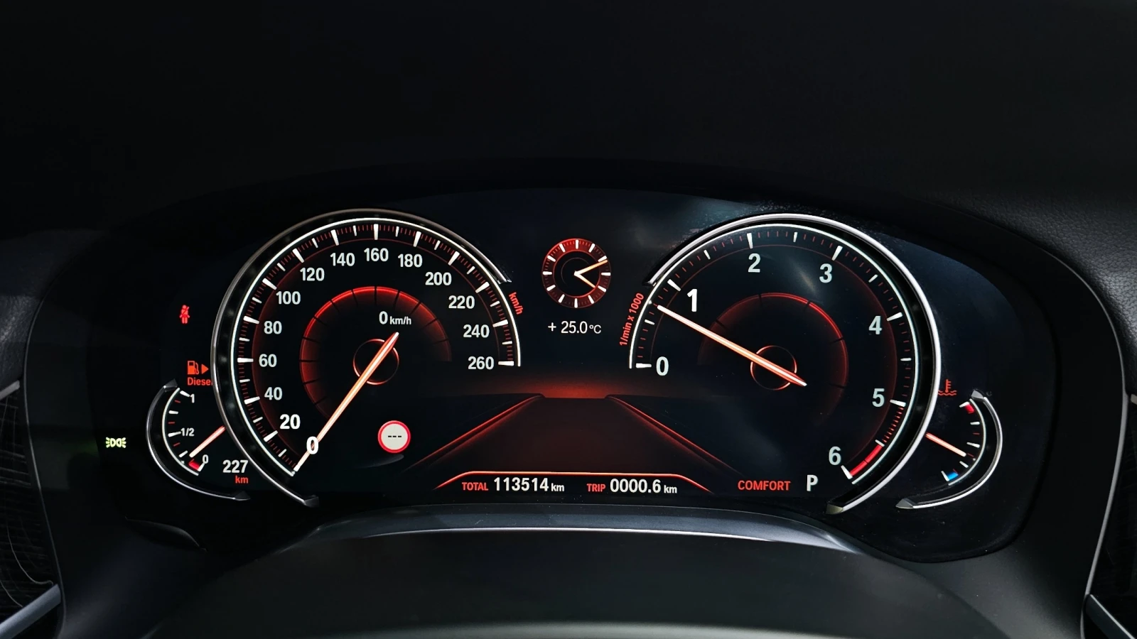 BMW 740 | DISTRONIC | МАСАЖИ | ЛАЗЕРИ | 360 | HUD | , снимка 7 - Автомобили и джипове - 55268318