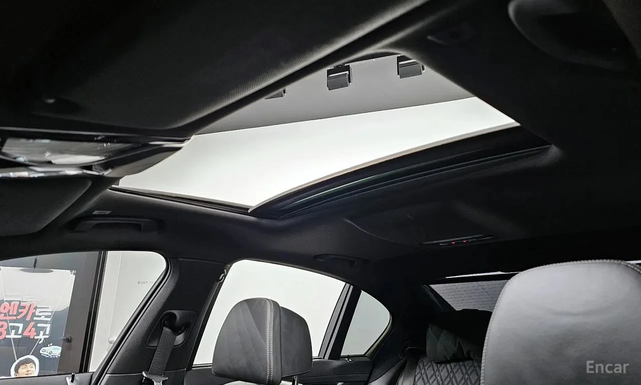 BMW 740 | DISTRONIC | МАСАЖИ | ЛАЗЕРИ | 360 | HUD | , снимка 8 - Автомобили и джипове - 55268318