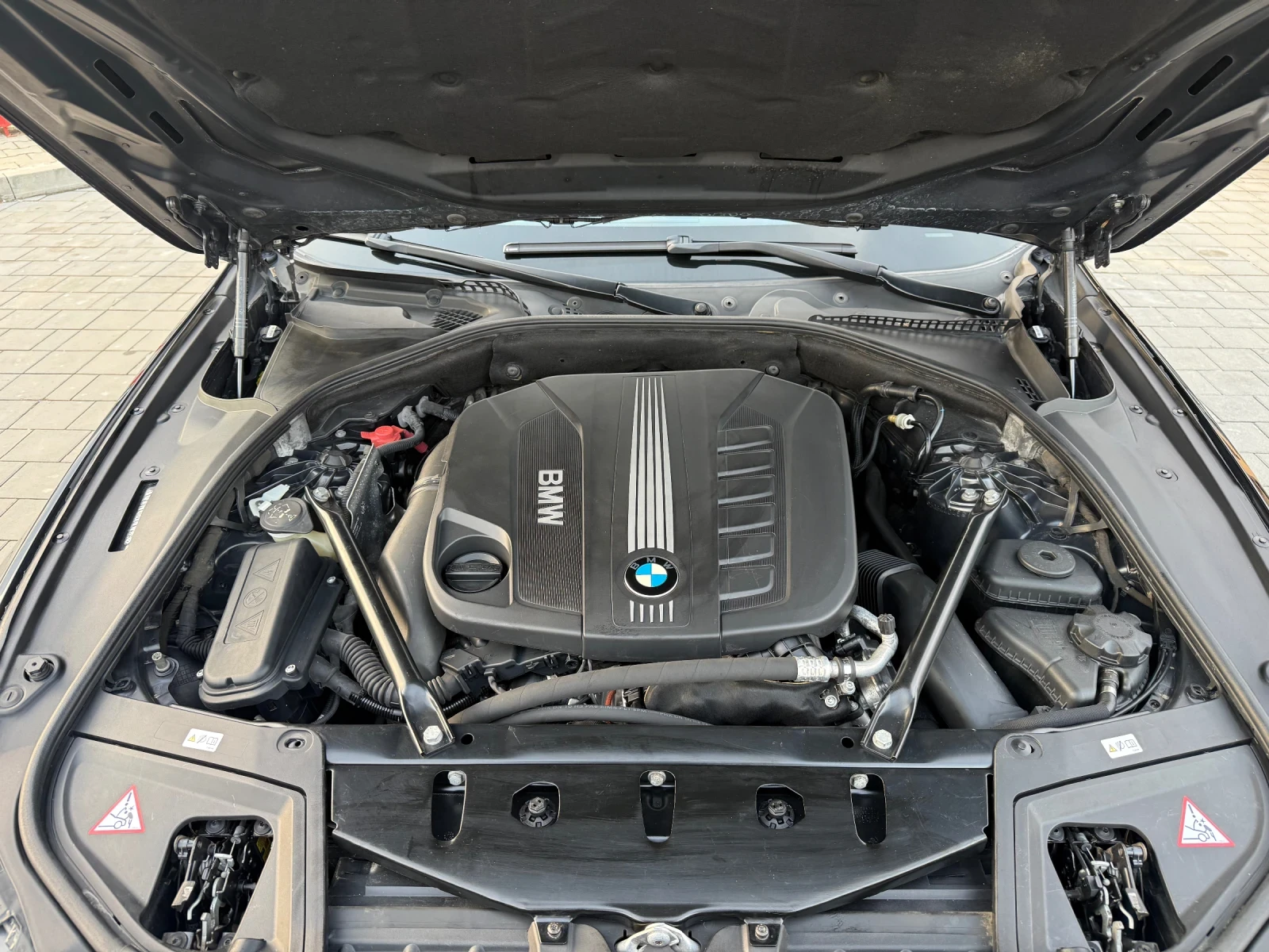 BMW 530, снимка 13 - Автомобили и джипове - 55532774