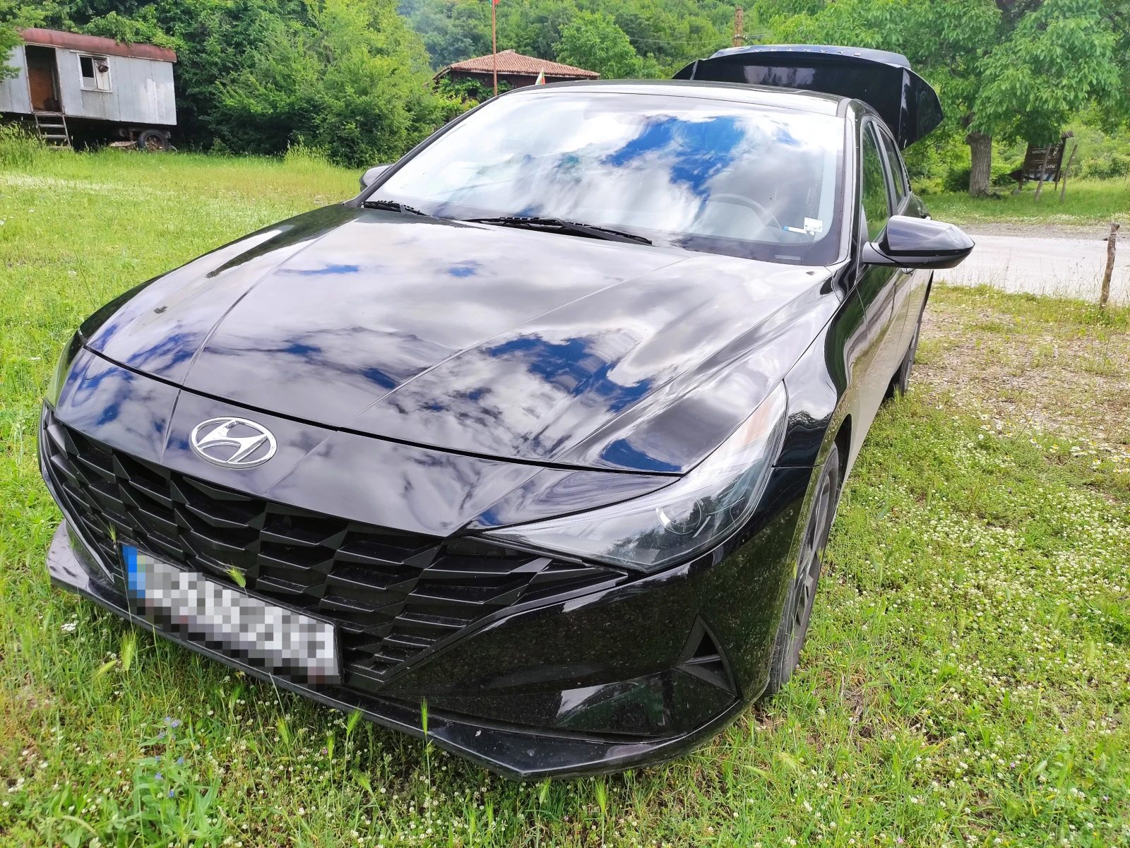 Hyundai Elantra, снимка 2 - Автомобили и джипове - 55544102