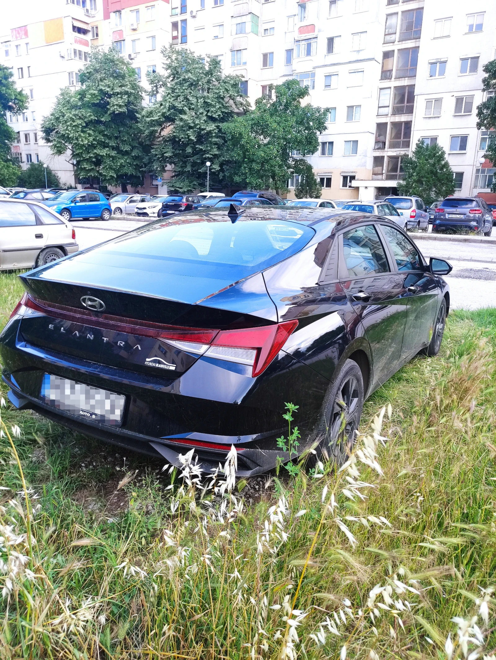 Hyundai Elantra, снимка 15 - Автомобили и джипове - 55544102