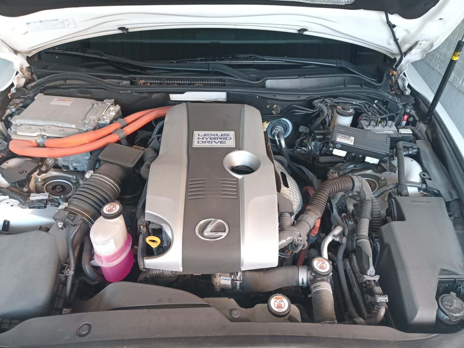 Lexus IS 300 Luxury Sport Line 2020�.| ����� ����. ������� | Mobile.bg � ����������� 14