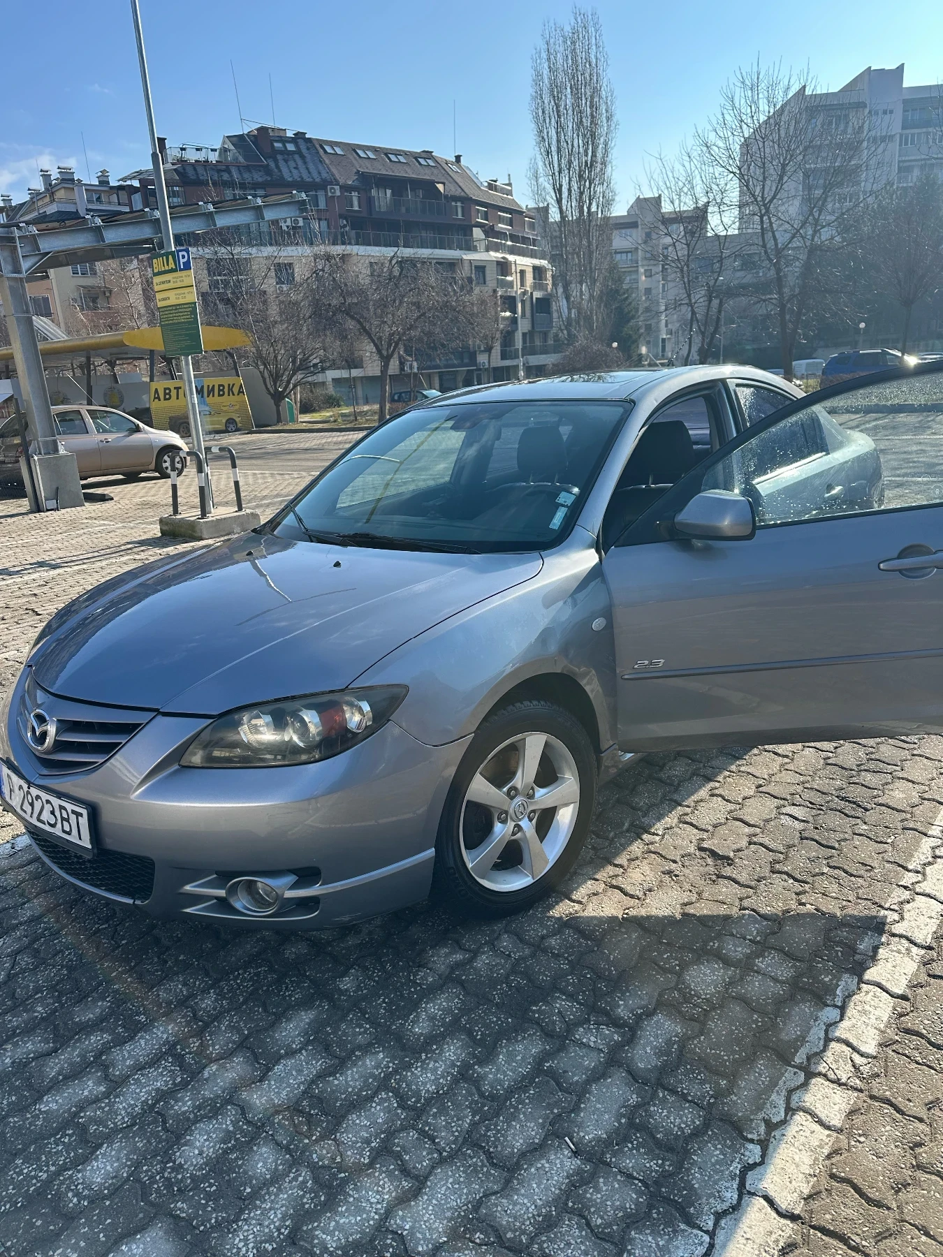 Mazda 3 2.3 газ, снимка 2 - Автомобили и джипове - 55968157