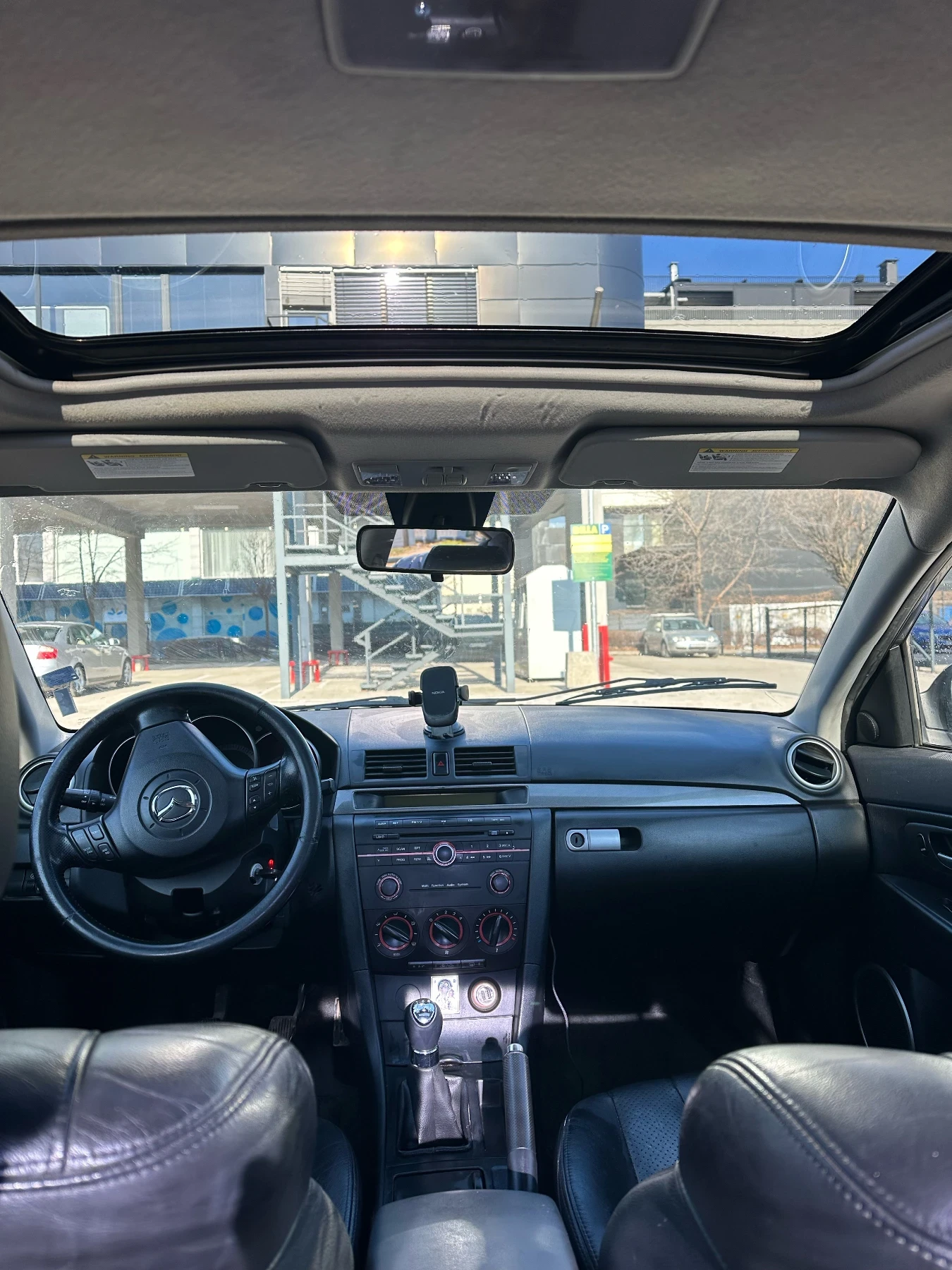 Mazda 3 2.3 газ, снимка 5 - Автомобили и джипове - 55968157