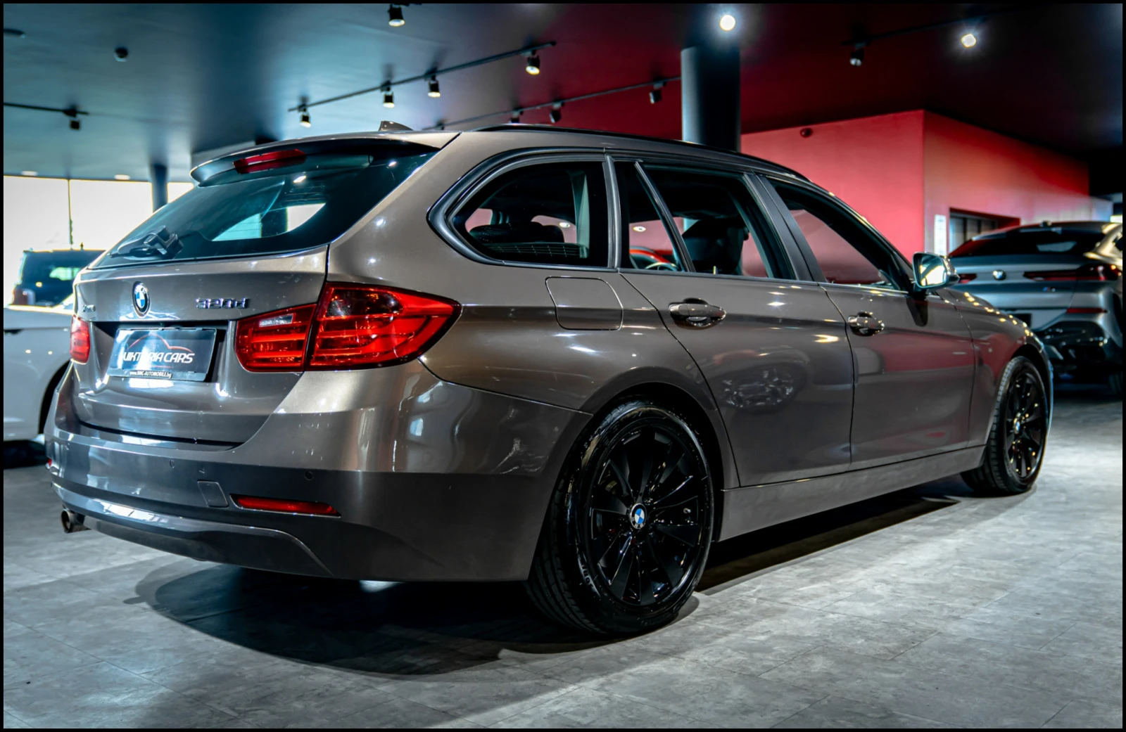 BMW 320 d* xDrive* Head up* Панорама, снимка 6 - Автомобили и джипове - 56213375