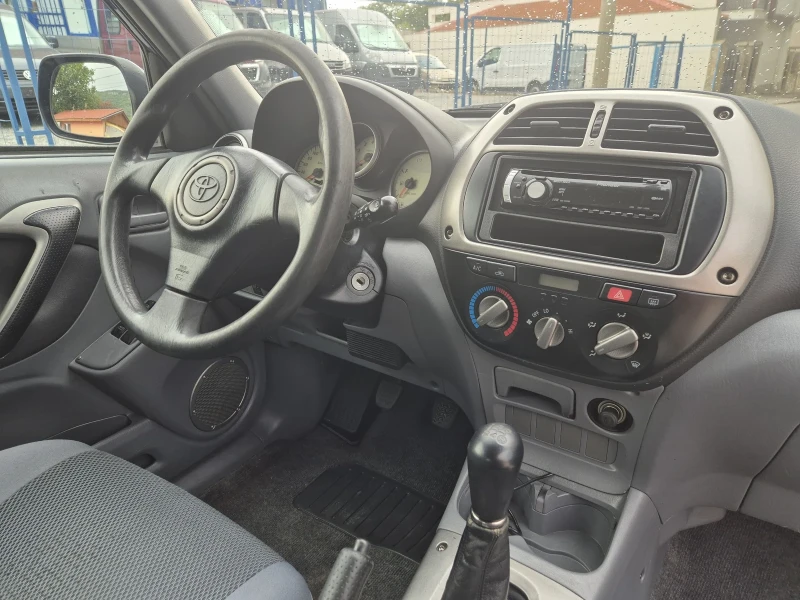 Toyota Rav4 2.0VVTi 4X4, снимка 5 - Автомобили и джипове - 46868642