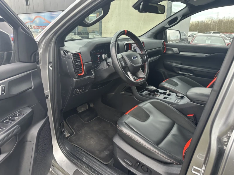 Ford Raptor 3.0 AWD 292к.с. ГАРАНЦИЯ, снимка 14 - Автомобили и джипове - 49269467