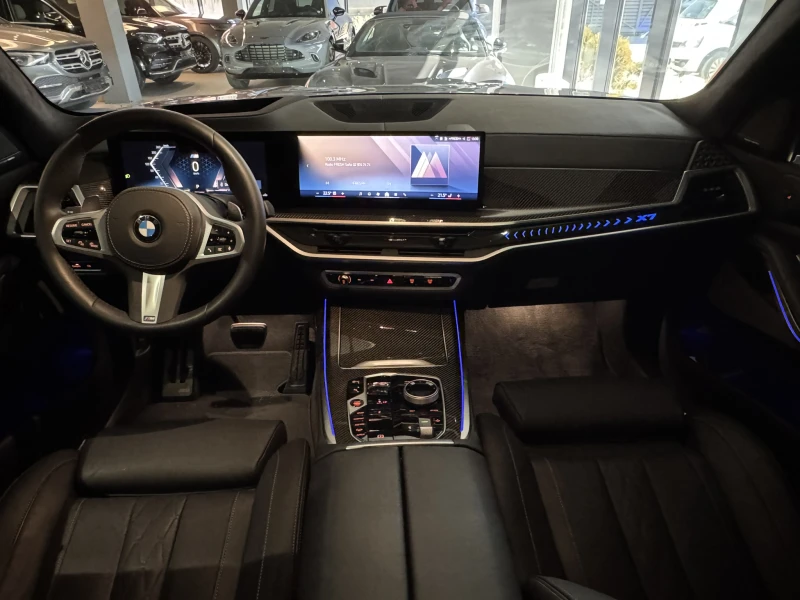 BMW X7 40 d M , снимка 12 - Автомобили и джипове - 49489611