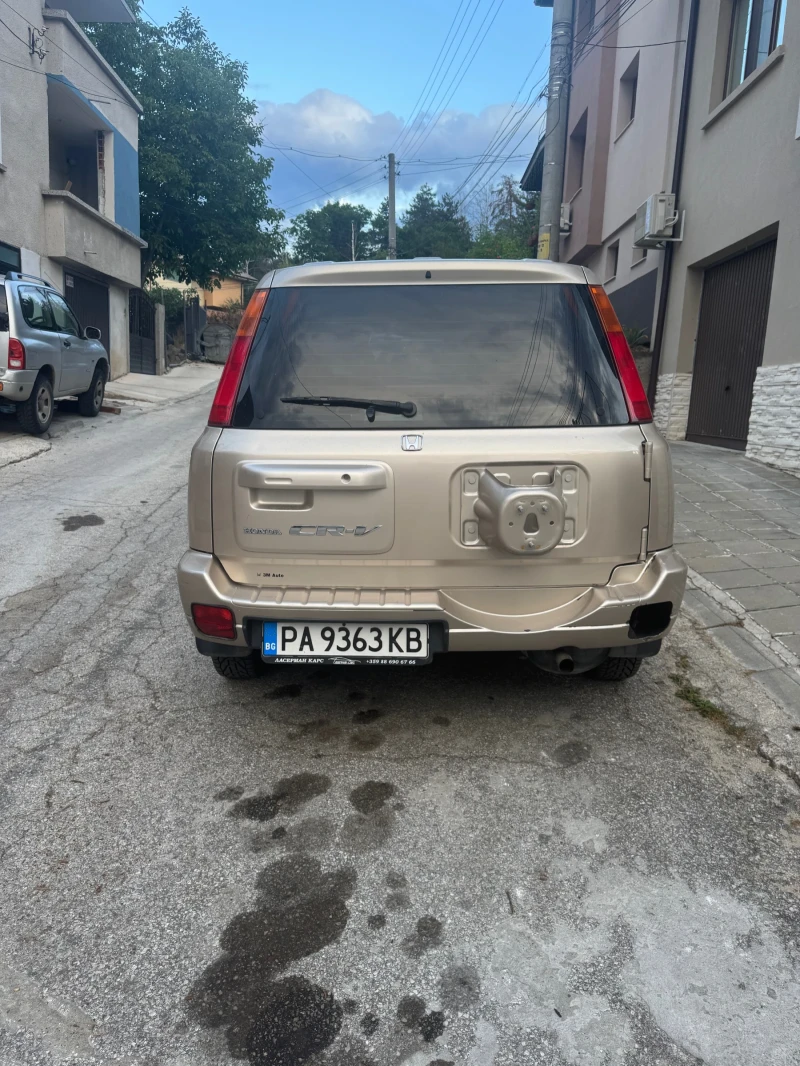 Honda Cr-v РЕАЛНИ КИЛОМЕТРИ!НЯМА ТОЧКА РЪЖДА!, снимка 3 - Автомобили и джипове - 52163186