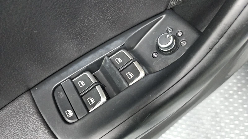 Audi Q3 35TDI QUATTRO DYNAMIC autogeorge.com, снимка 11 - Автомобили и джипове - 52287771