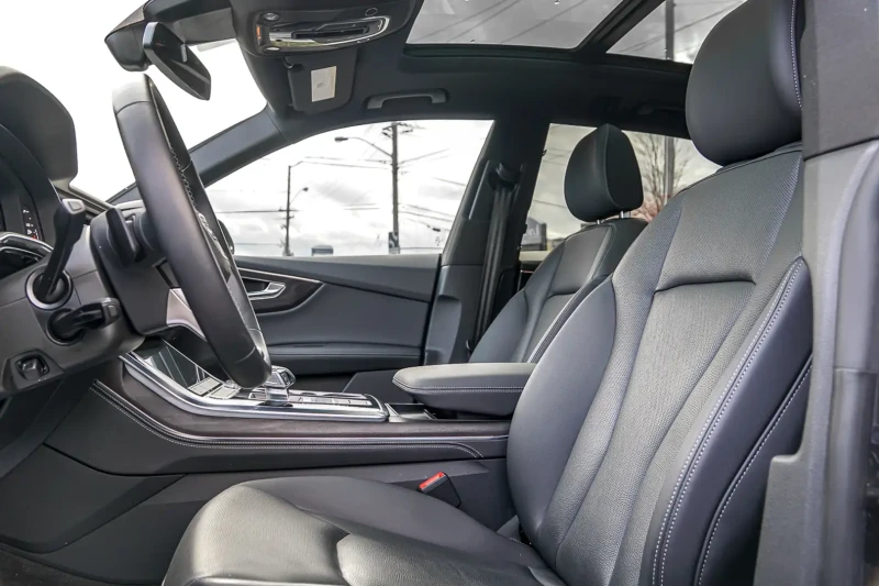 Audi Q8 S-LINE, PANORAMA, DISTRONIC, OБДУХ, BOSE, 360* , снимка 6 - Автомобили и джипове - 52493900