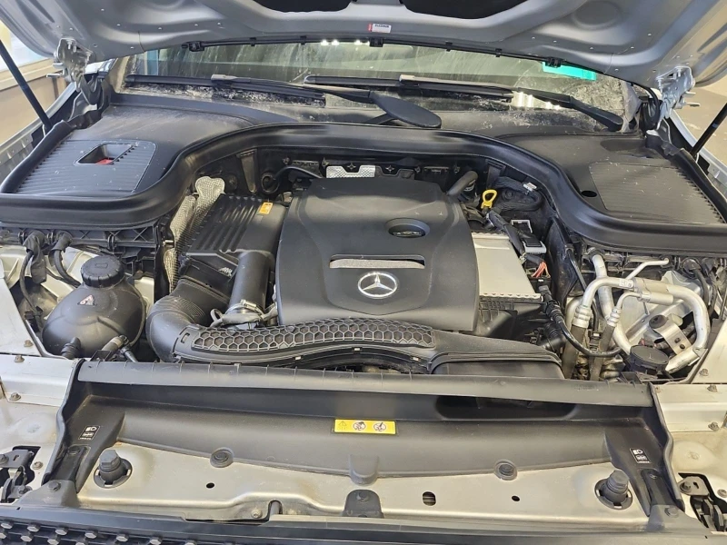 Mercedes-Benz GLC 300 CARFAX АВТО КРЕДИТ , снимка 14 - Автомобили и джипове - 52726731