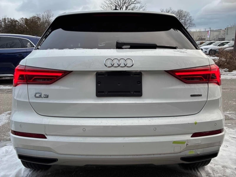 Audi Q3 * 45 TFSI quattro * CARFAX * ЦЕНА ДО БГ, снимка 4 - Автомобили и джипове - 52893538