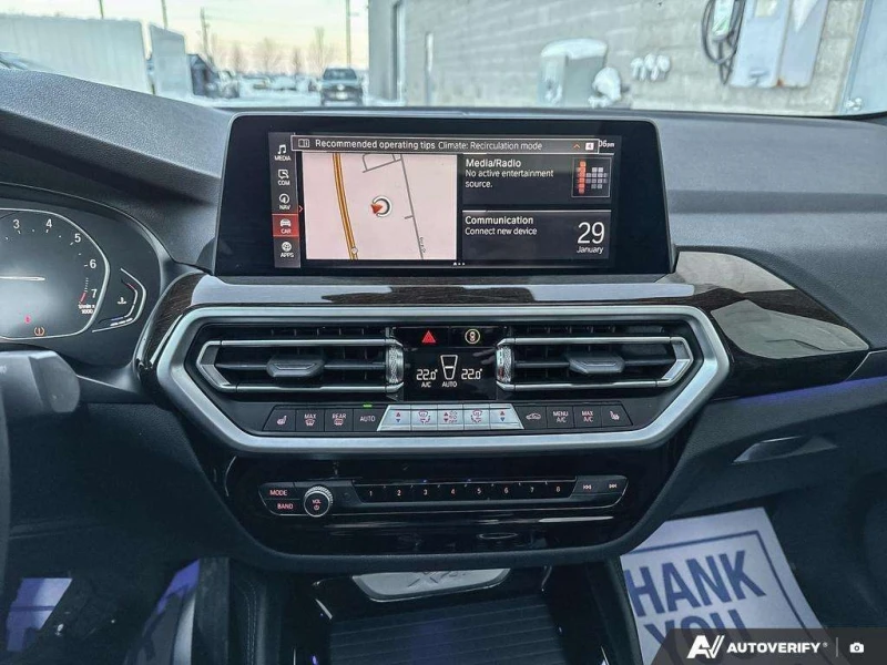 BMW X4 * xDrive30i * Heads-Up Display * Panoramic Sunroof, снимка 15 - Автомобили и джипове - 53363004