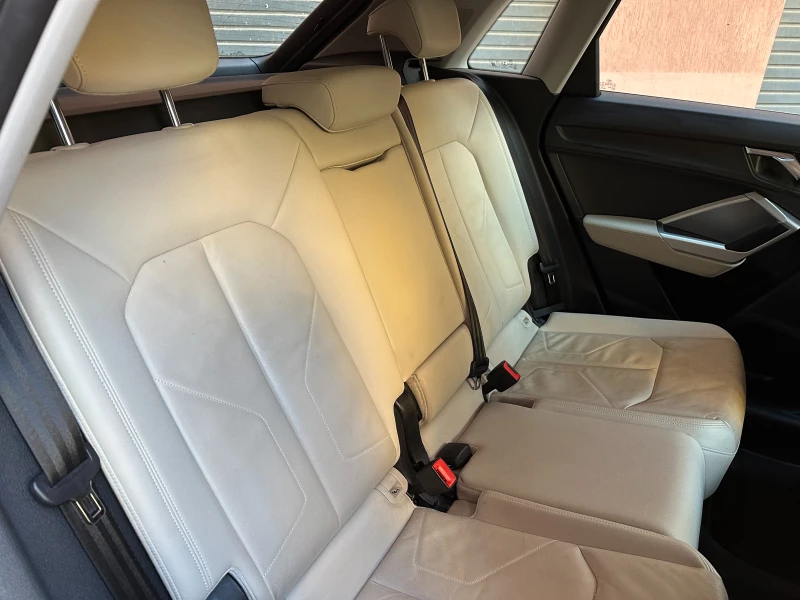 Audi Q3, снимка 7 - Автомобили и джипове - 53404454