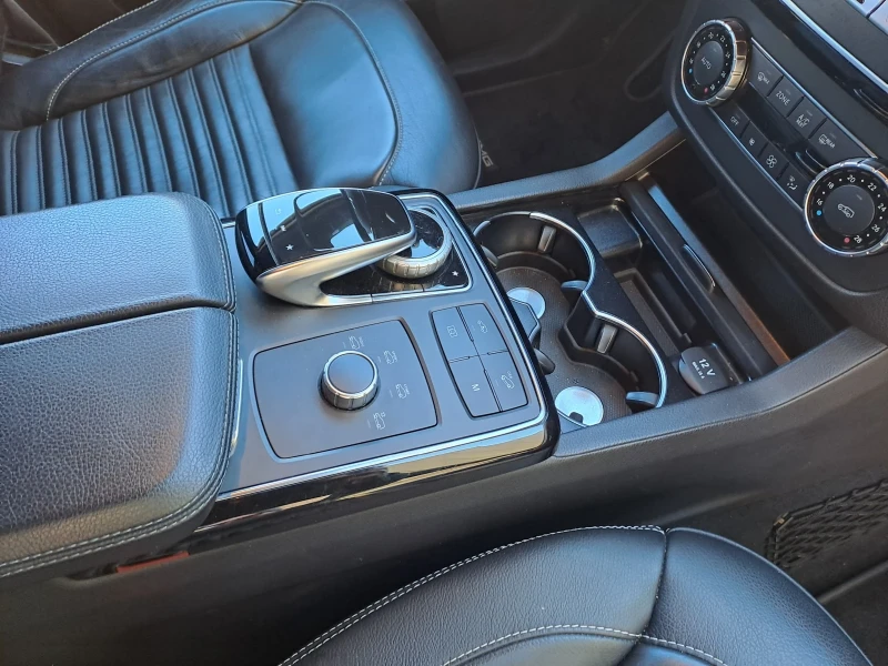 Mercedes-Benz GLE 350 Mercedes-Benz GLE Coupe 350AMG Pack/CAMERA/ПОДГРЕВ, снимка 12 - Автомобили и джипове - 53522333