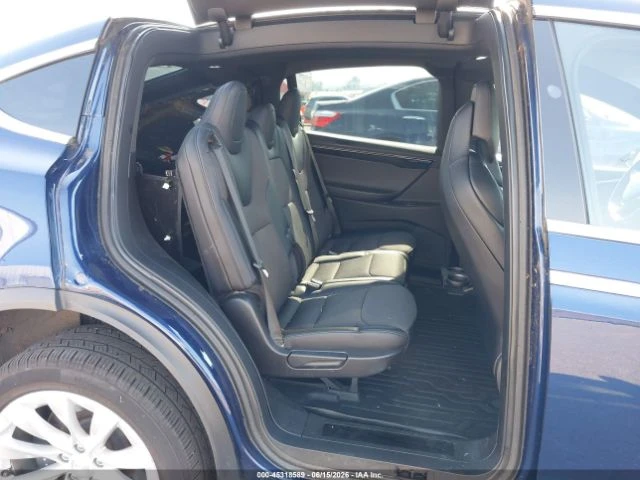 Tesla Model X 75D AWD, снимка 11 - Автомобили и джипове - 55104489