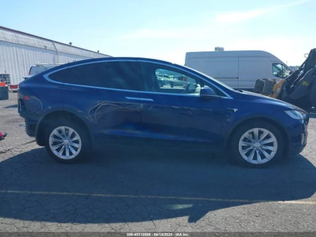 Tesla Model X 75D AWD, снимка 7 - Автомобили и джипове - 55104489