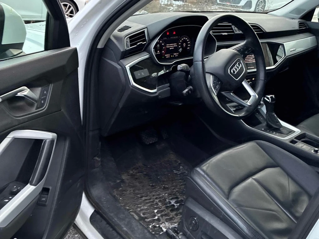 Audi Q3 * 45 TFSI quattro * CARFAX * ЦЕНА ДО БГ - изображение 8