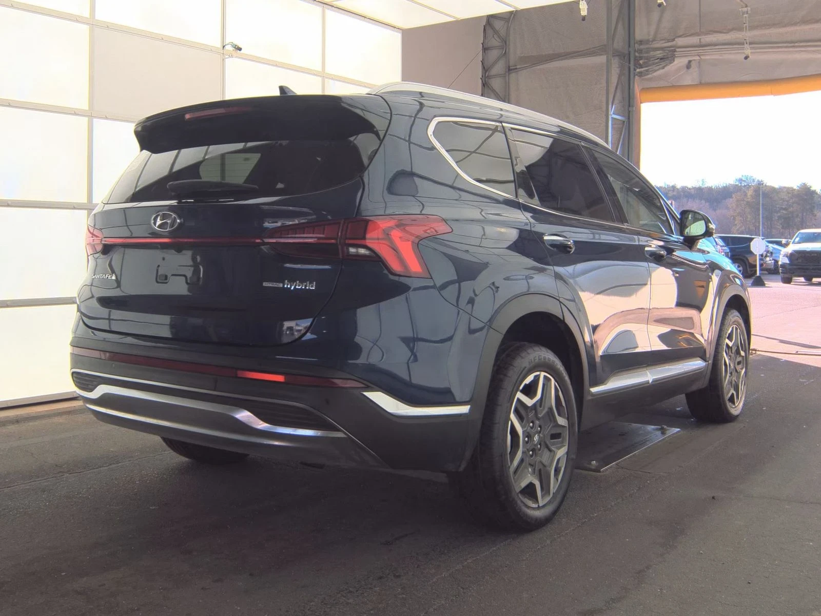 Hyundai Santa fe Hybrid SEL Premium | AWD | ПАНОРАМА | 360 КАМЕРИ | - изображение 4