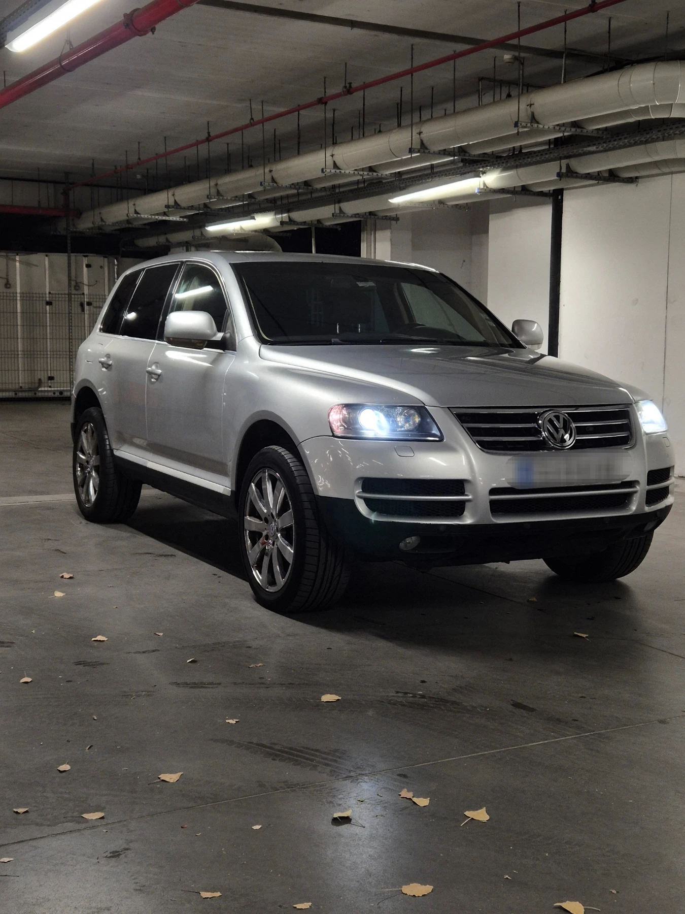VW Touareg, снимка 1 - Автомобили и джипове - 53907301