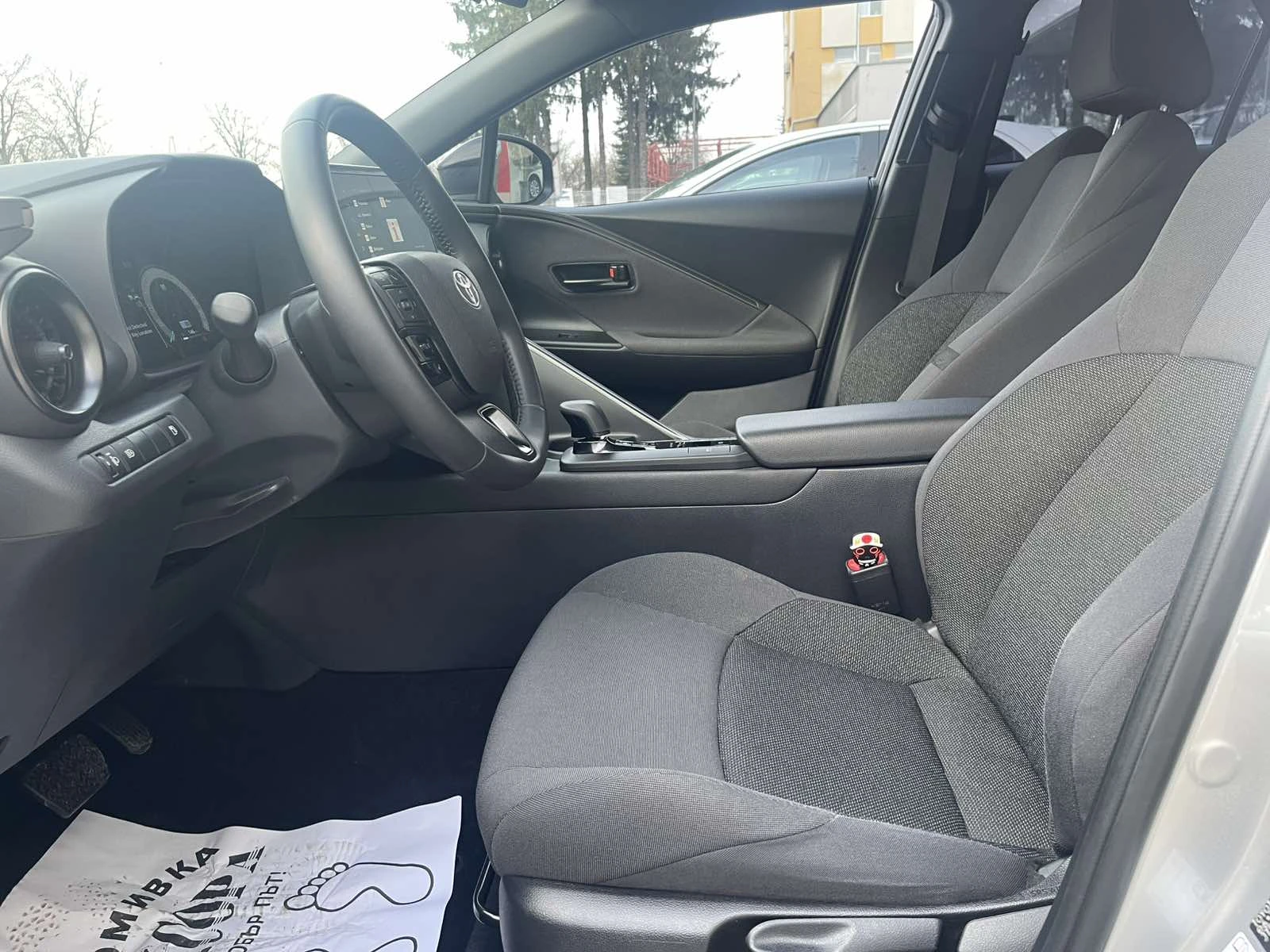 Toyota C-HR 1.8 HEV , снимка 5 - Автомобили и джипове - 53973108