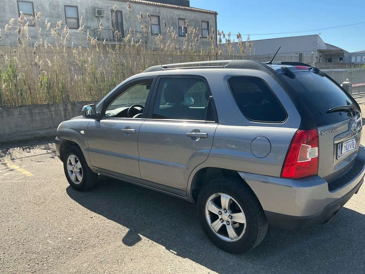 Kia Sportage 2, 0-GPL-FACELIFT, снимка 3 - Автомобили и джипове - 54230650