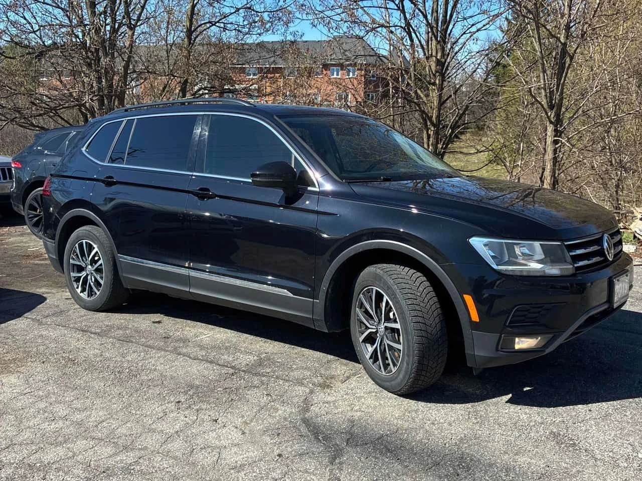 VW Tiguan * Comfortline * ГЛАВНО ПРЕДСТАВИТЕЛСТВО* , снимка 3 - Автомобили и джипове - 54356984