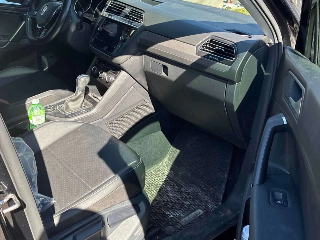 VW Tiguan * Comfortline * ГЛАВНО ПРЕДСТАВИТЕЛСТВО* , снимка 15 - Автомобили и джипове - 54356984