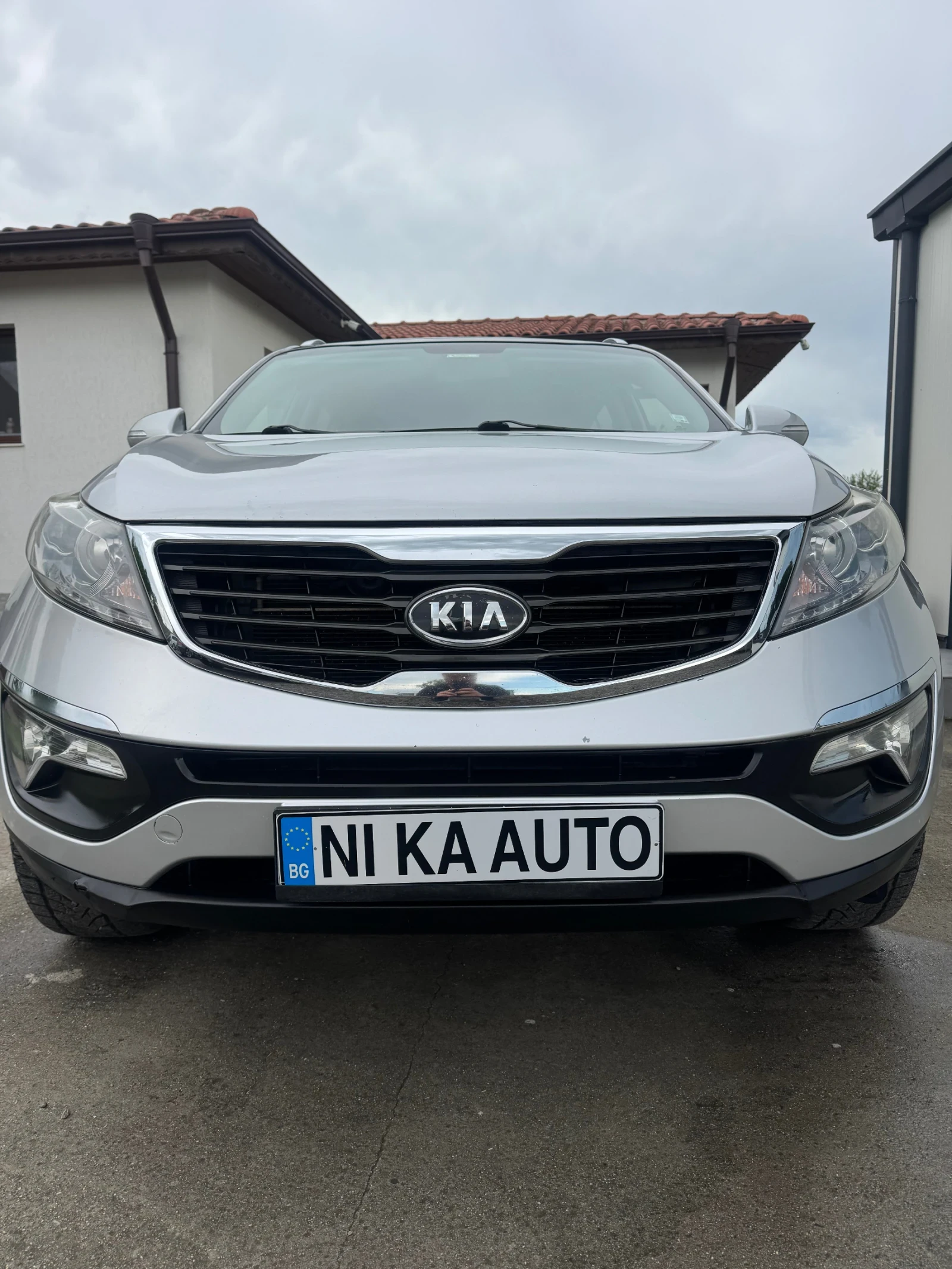 Kia Sportage 2.0i 4WD автомат, кожа, панорама, NAVI, ГАЗ, KEYS , снимка 16 - Автомобили и джипове - 55018245