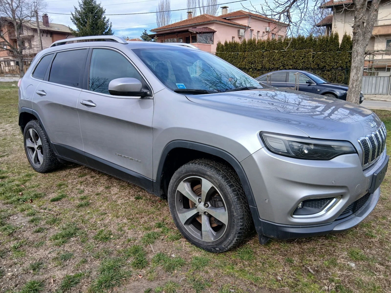 Jeep Cherokee 2.2 d 4x4 | Mobile.bg � ����������� 2