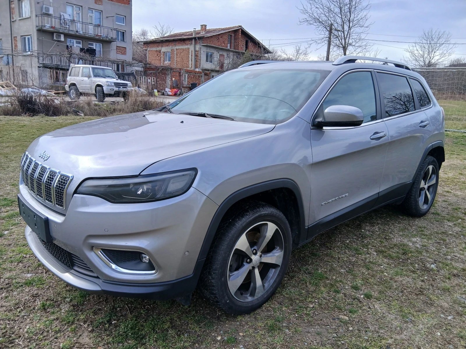 Jeep Cherokee 2.2 d 4x4 | Mobile.bg � ����������� 3