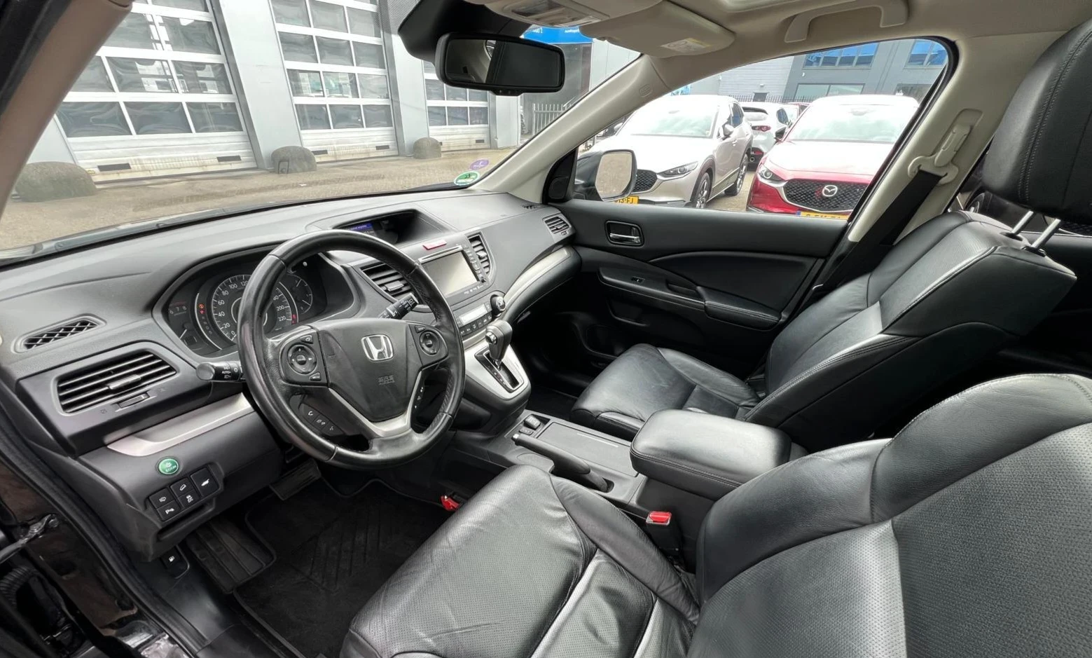 Honda Cr-v 2.0 , 4x4 , Всички Екстри, снимка 8 - Автомобили и джипове - 55899744