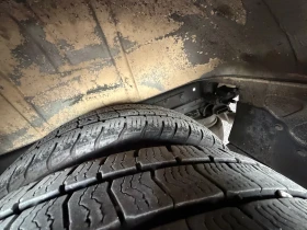 Iveco Daily Tourys 3.0 клима авт врата, снимка 12