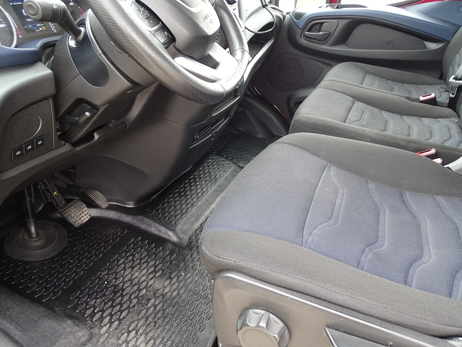 Iveco 35s16  * *  | Mobile.bg   13