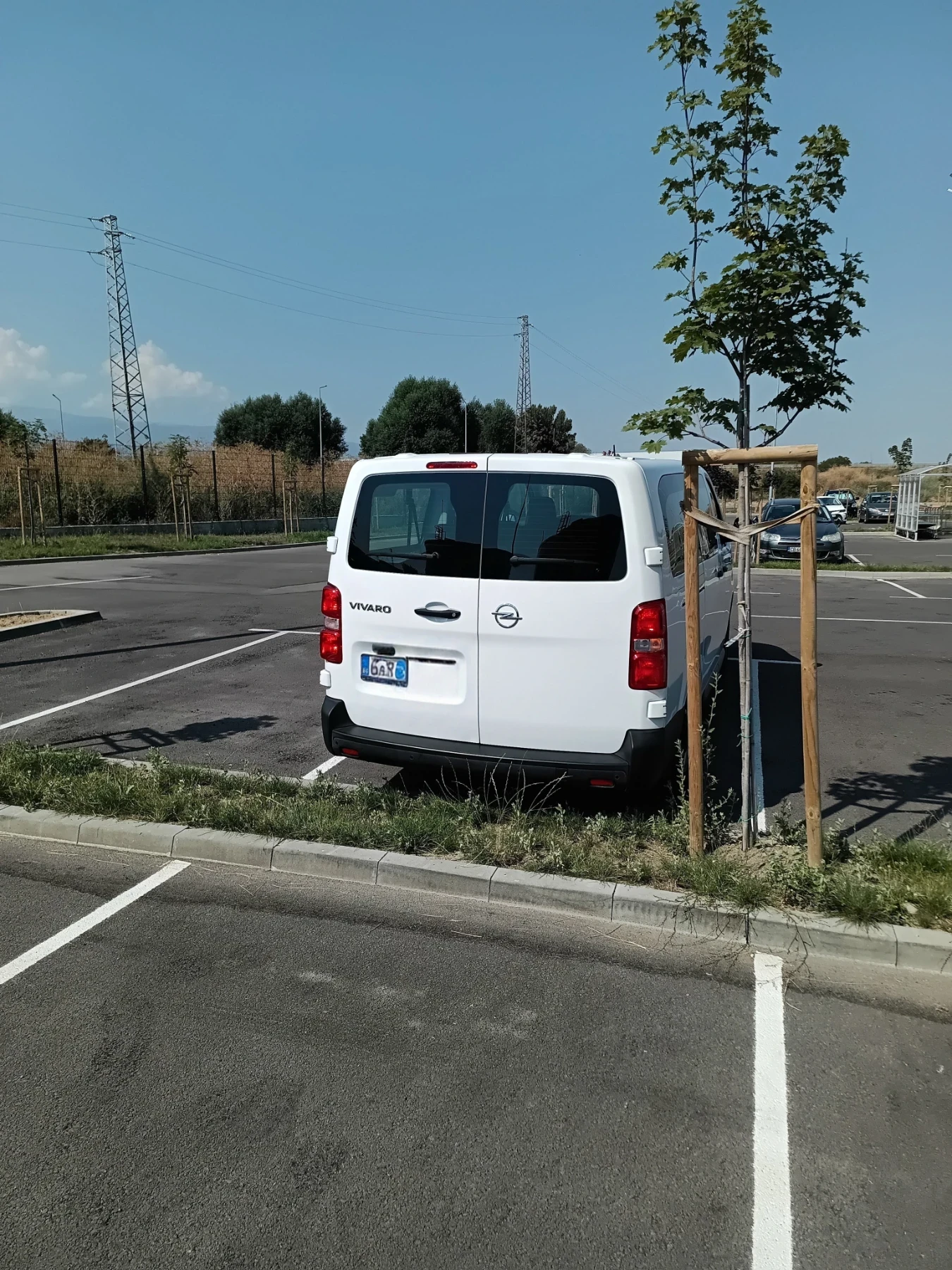 Opel Vivaro, снимка 3 - Бусове и автобуси - 55594121