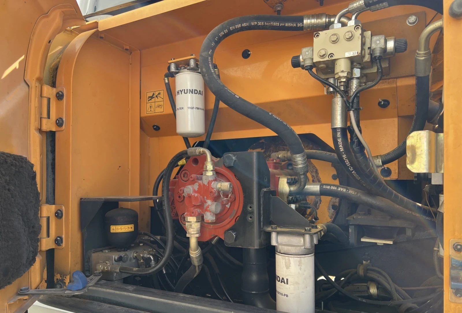  Hyundai Robex 260NLC9A | Mobile.bg   13