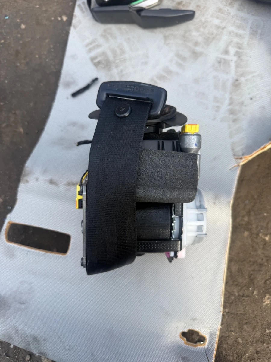 Преден десен предпазен колан за Audi A6 4G C7 4G8857706D 4G8857706D-1797-1797