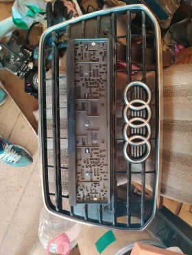 8T0853651G/8T0853651H  оригиналната решетка за Ауди А5 2014г