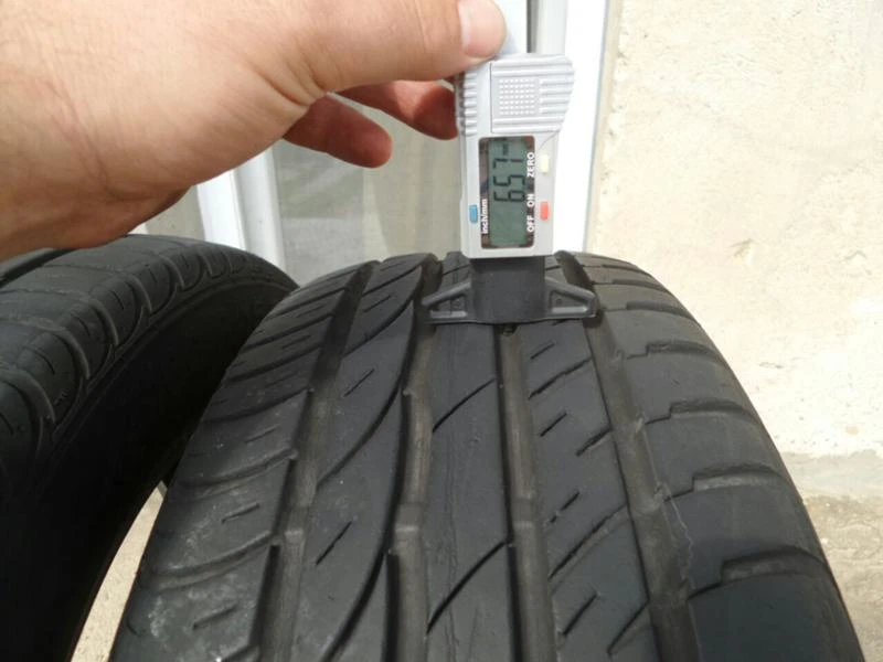 Гуми Летни 205/60R15, снимка 4 - Гуми и джанти - 15389996