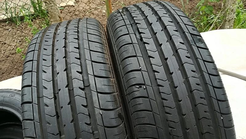 Гуми Летни 205/65R15, снимка 2 - Гуми и джанти - 25471650