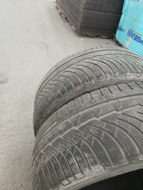 Гуми Зимни 245/45R18, снимка 8 - Гуми и джанти - 48796792